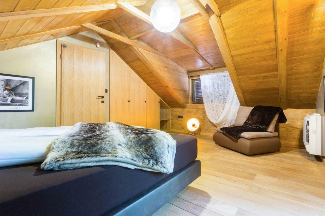 Zagreb, Kuca Za Odmor Swan River Holiday House Lasinja Ngoại thất bức ảnh