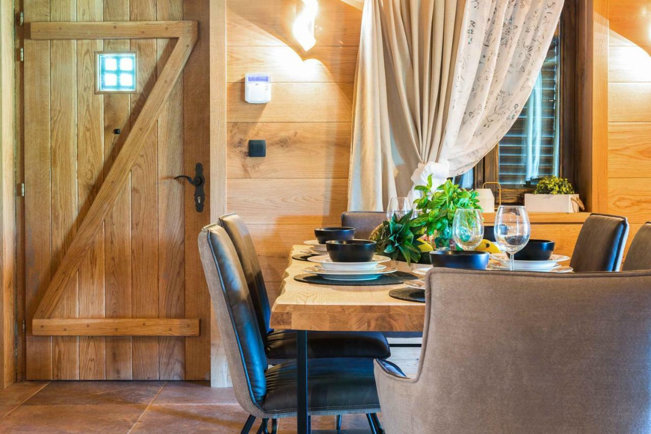 Zagreb, Kuca Za Odmor Swan River Holiday House Lasinja Ngoại thất bức ảnh