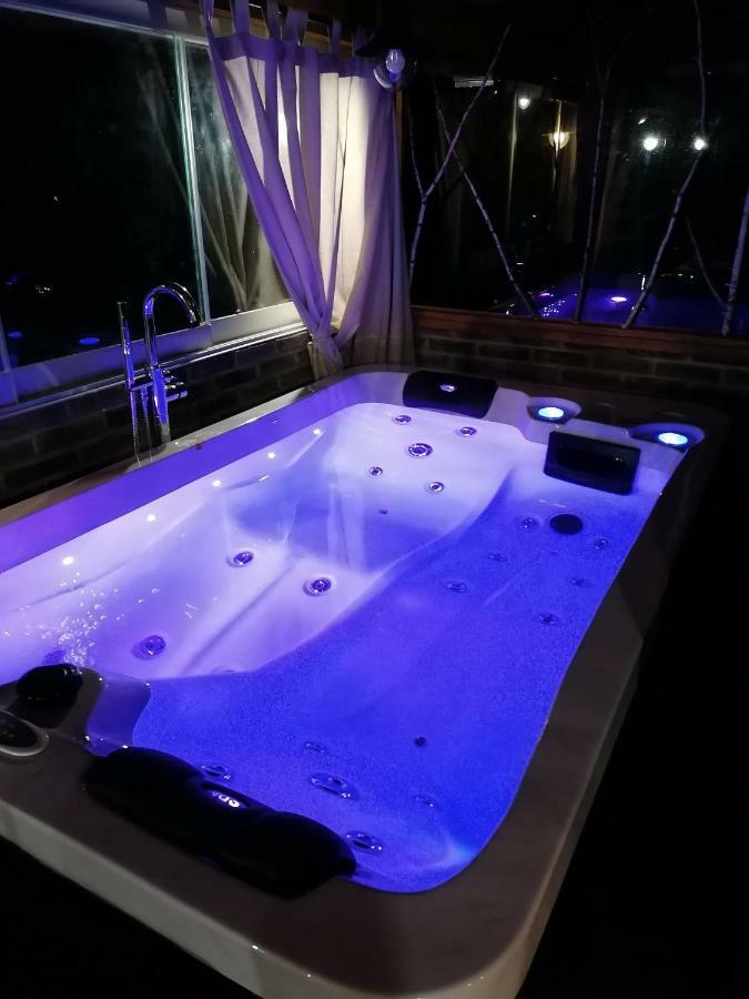 Zagreb, Kuca Za Odmor Swan River Holiday House Lasinja Ngoại thất bức ảnh