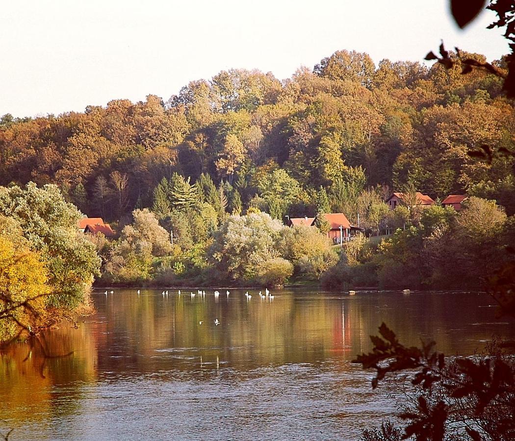 Zagreb, Kuca Za Odmor Swan River Holiday House Lasinja Ngoại thất bức ảnh